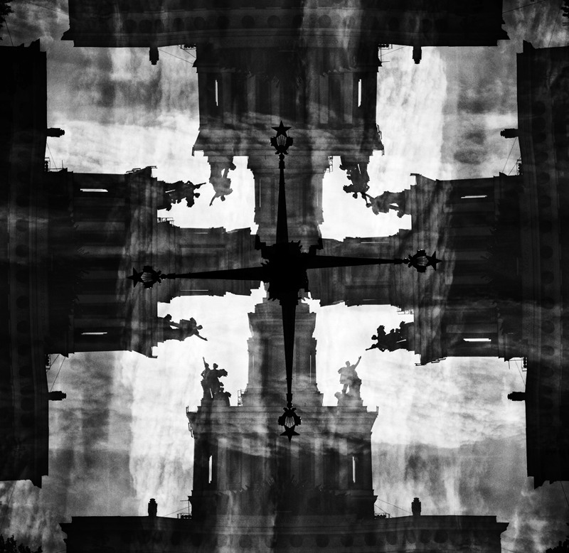 четырехкратная экспозиция на цифровую фотокамеру с поворотом
перевод в ч-б