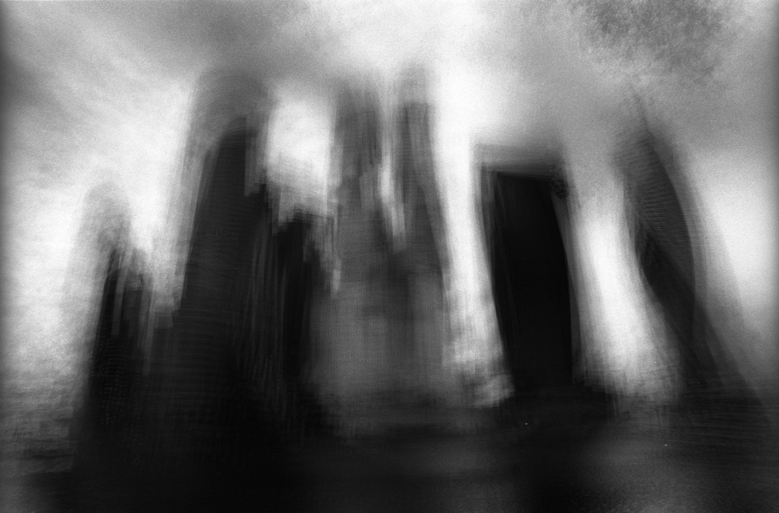 многократная мультиэкспозиция с покачиванием камеры