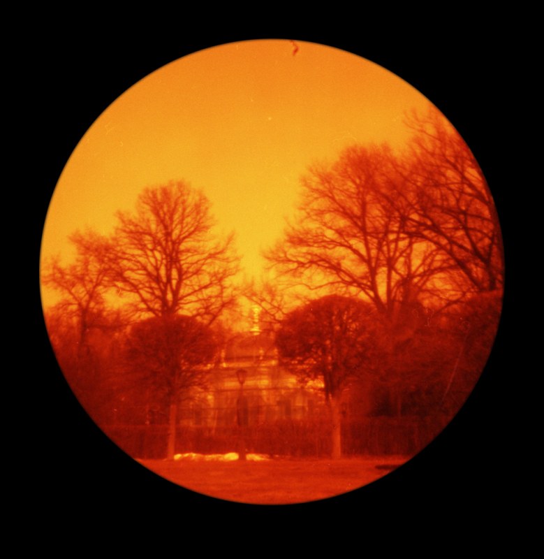 пинхол, Любитель, Redscale - ломографическая пленка
