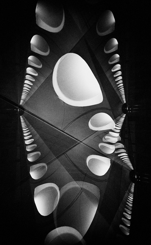 трехкратная мультиэкспозиция с поворотом и сдвигом