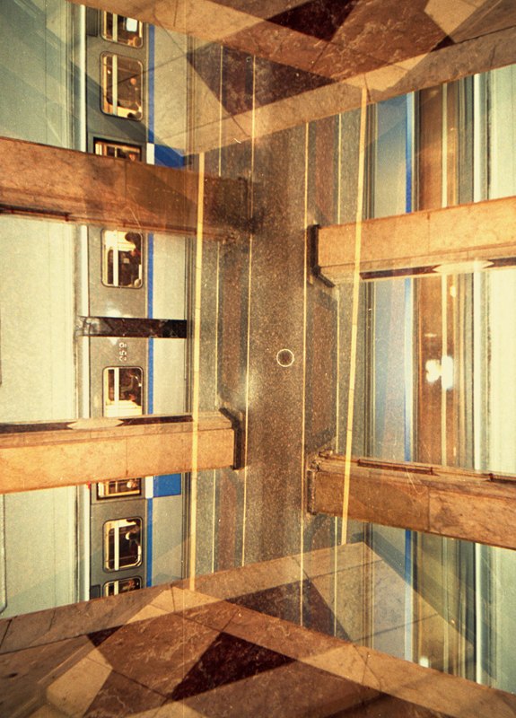 Двукратная мультиэкспозиция с поворотом камеры